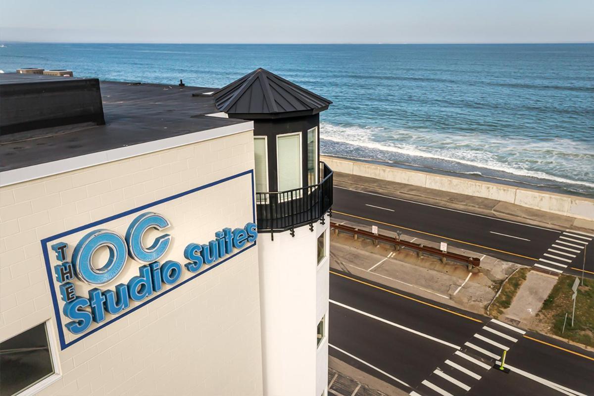 Direct Oceanfront Studio Suite! 汉普顿 外观 照片
